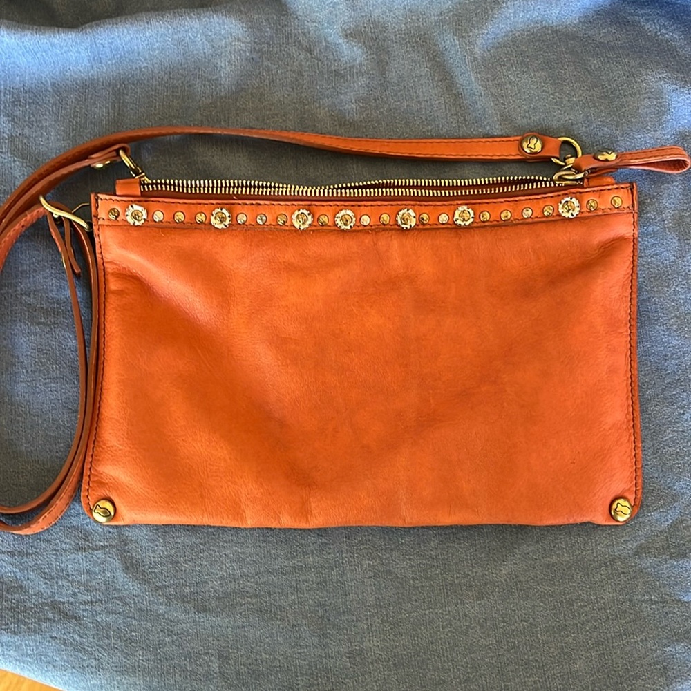 Campomaggi bag with detachable straps